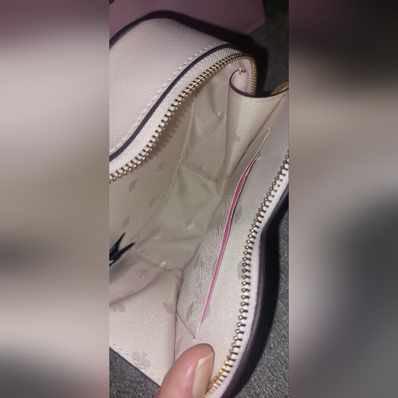 Last one! Kate Spade Love Shack Mini Heart Light Pink Crossbody in Light Pink - Picture 8 of 9